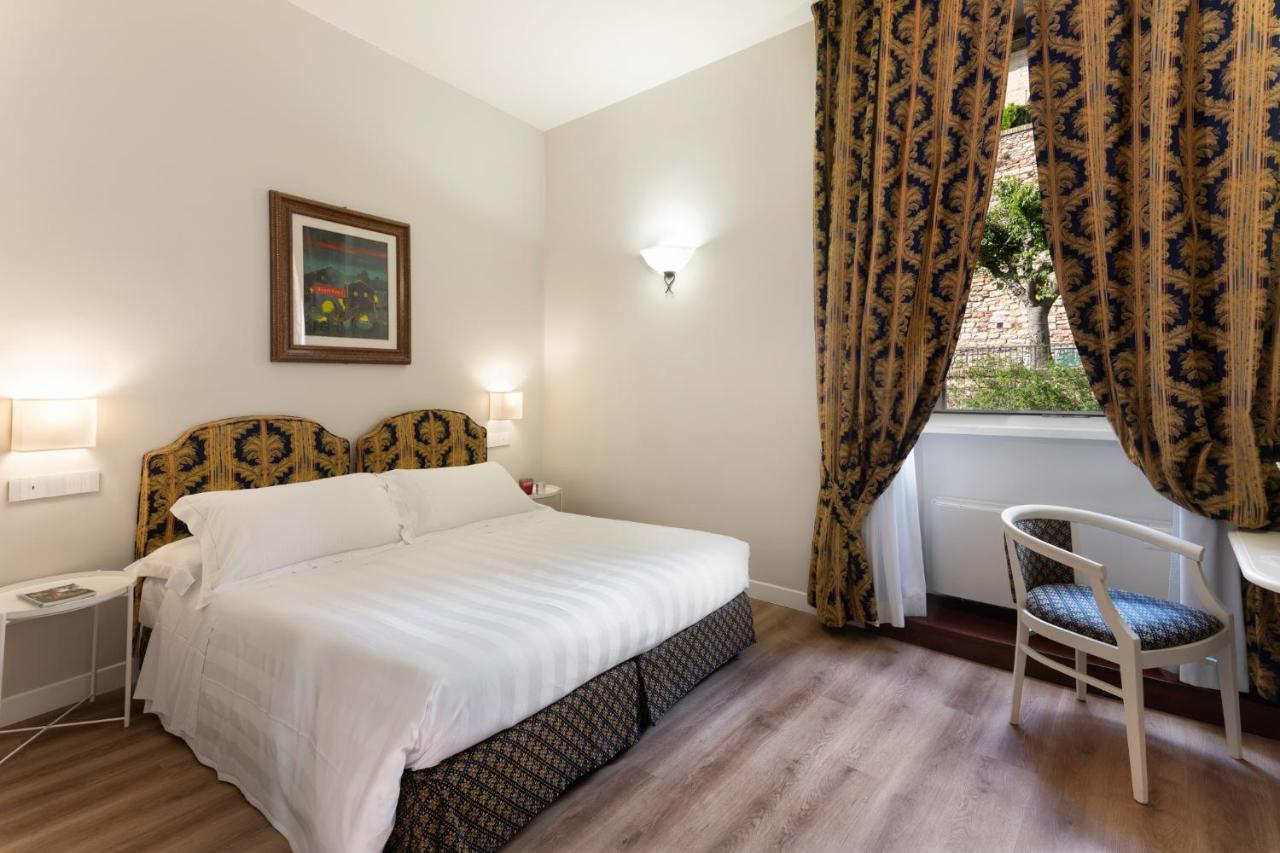 Hotel Fontebella Ассизи Экстерьер фото