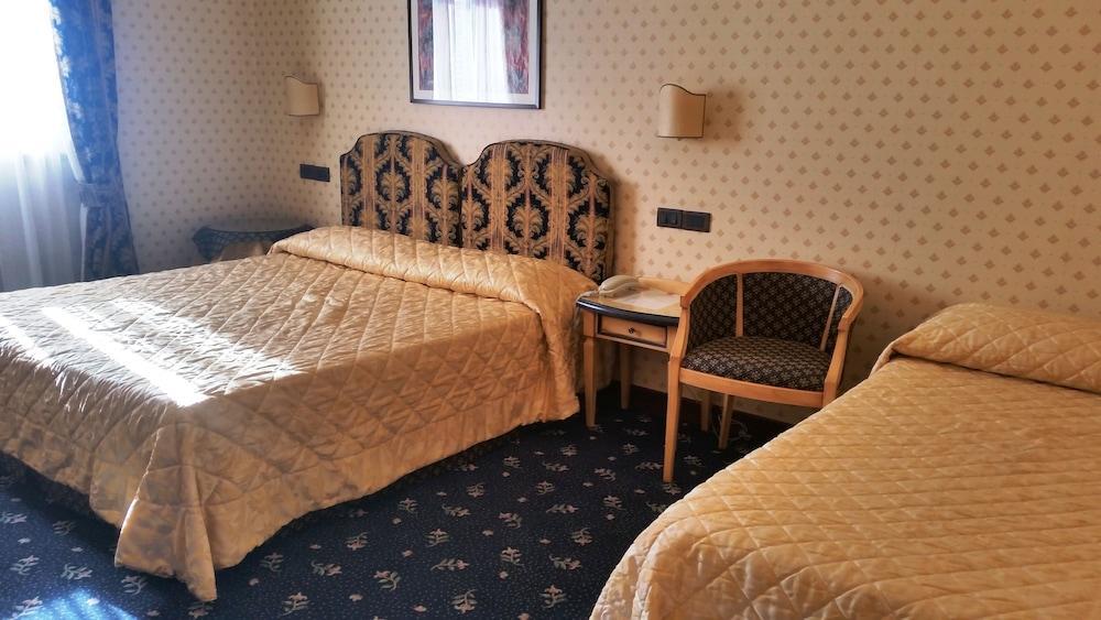 Hotel Fontebella Ассизи Экстерьер фото